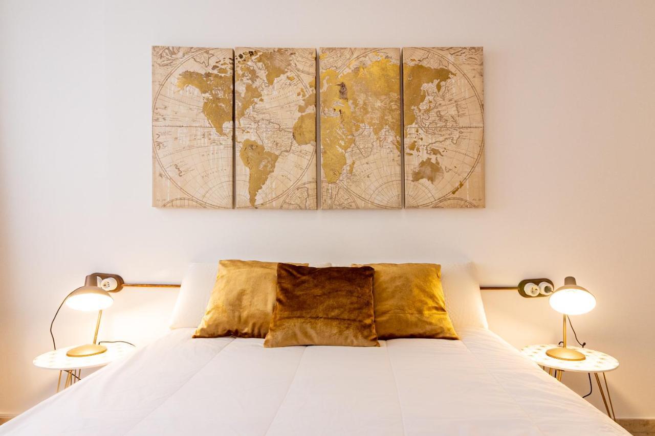 Saenz Suites Gallery By Bossh! Apartments Malaga Bagian luar foto