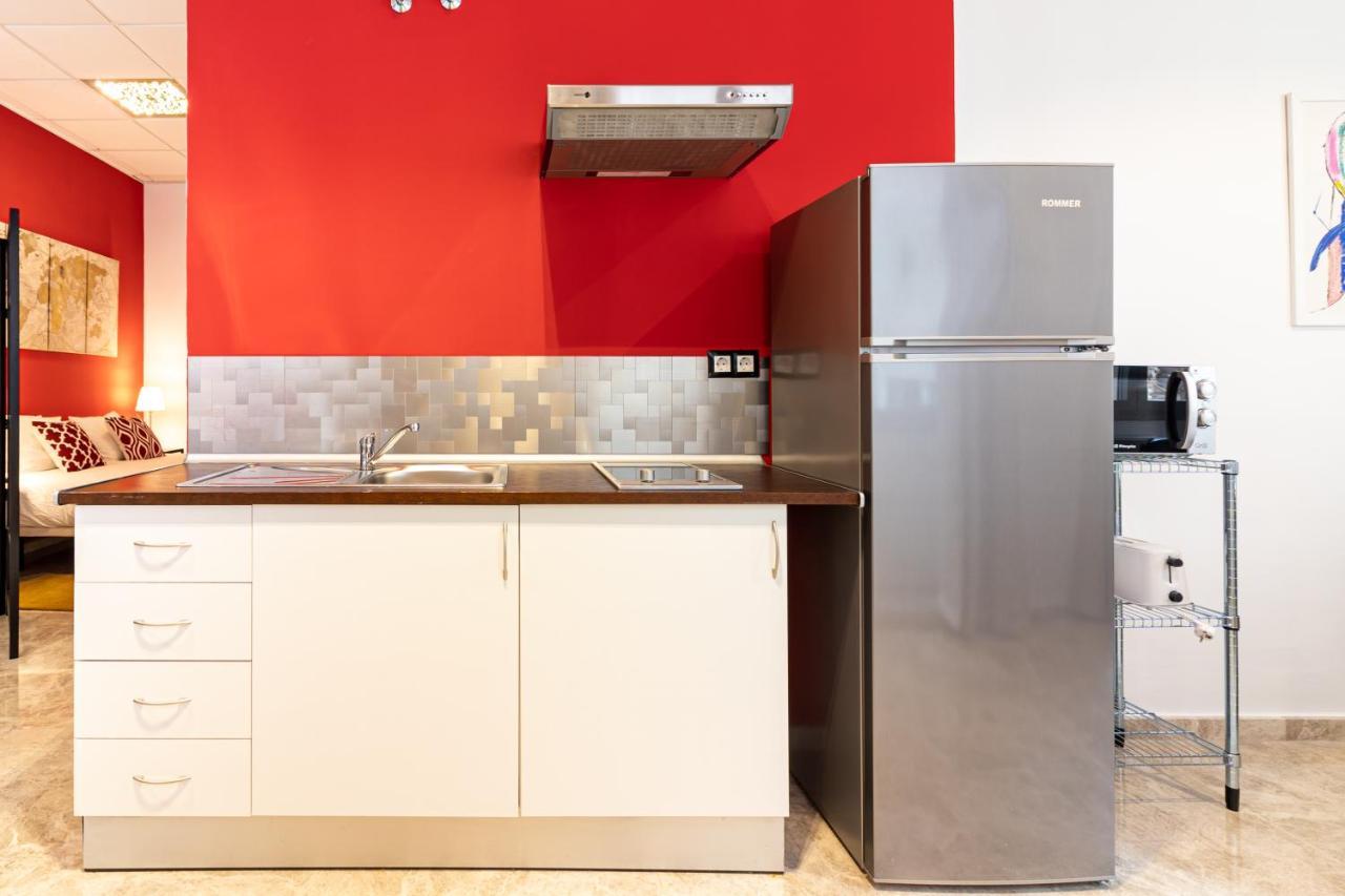 Saenz Suites Gallery By Bossh! Apartments Malaga Bagian luar foto